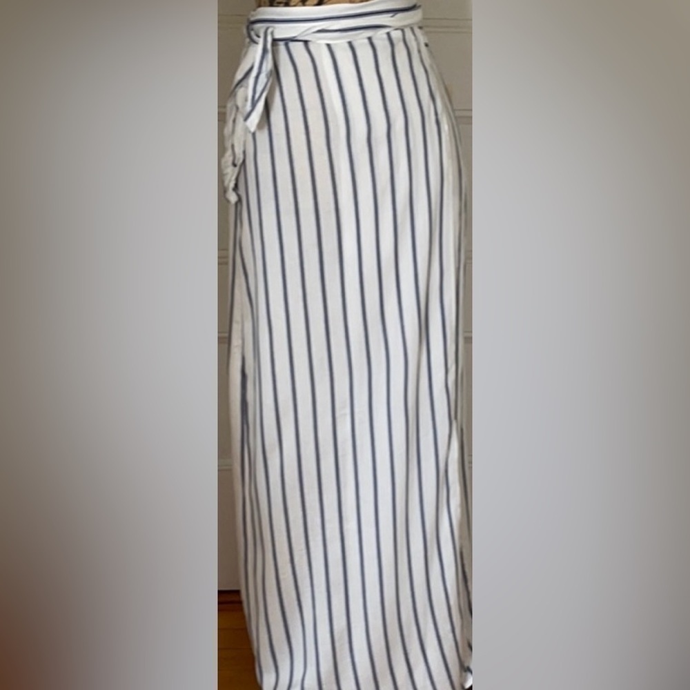 Japna White Blue Striped Print Full Wrap Midi Skirt With Shorts Underneath M